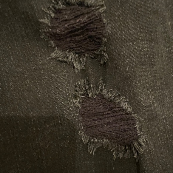 Torrid Bombshell Skinny black Jeans. - Picture 4 of 5